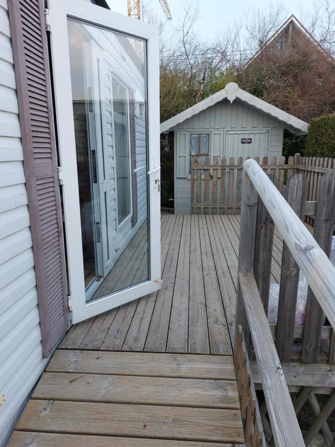 Villa Bungalow 4 voire 6 personnes BRAY DUNES à 300 mètres de la plage Extérieur photo